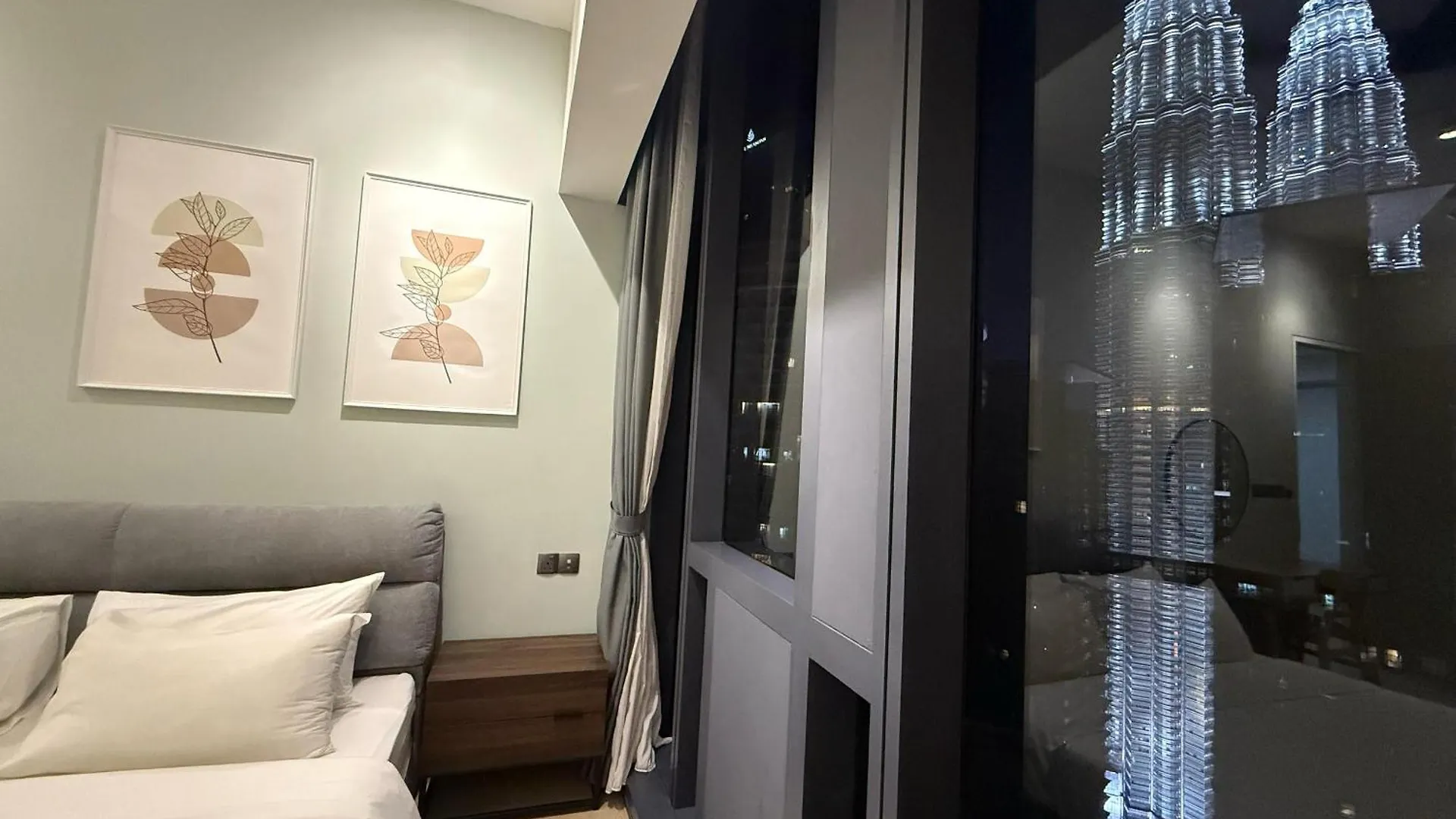 Apartment Star Residence Klcc By Glory Homes Kuala Lumpur